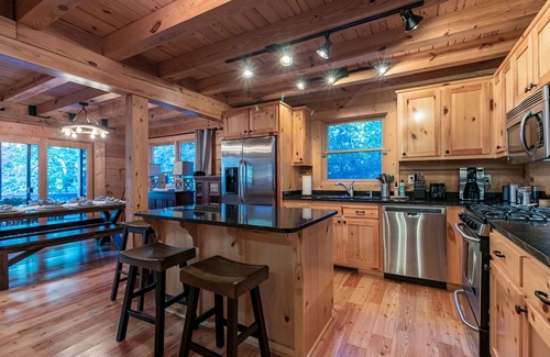 Sapphire Cabaña | Whispering Pines | A Peaceful Sanctuary in the Whispering Lake Community