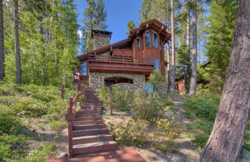 Tahoe City Casa | Whispering Pines by Tahoe Getaways - Lakefront w Private Pier, Buoy w Pool Table & Fireplace