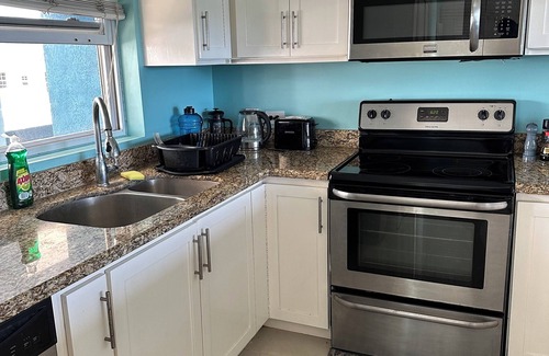 Tower Isle Condominio | Whispering Seas Luxury Condo