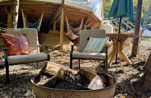 Cosby Apartamento | Whispering Waters: Dome Getaway