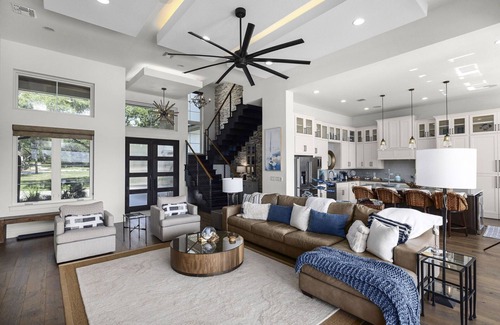 Canyon Lake Casa | Whispering Waters - Luxury Home with pool on Canyon Lake, sleeps up to 10!