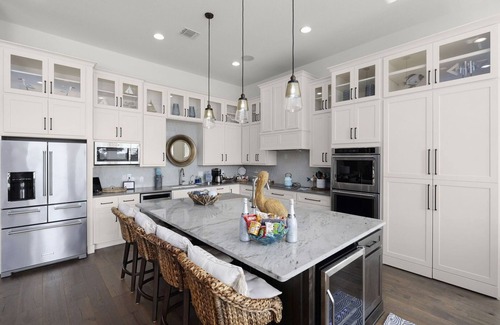 Canyon Lake Casa | Whispering Waters - Luxury Home with pool on Canyon Lake, sleeps up to 10!