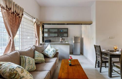 Yelahanka Apartamento | Whispering Willows By Red Olive 3BHK Near Airport