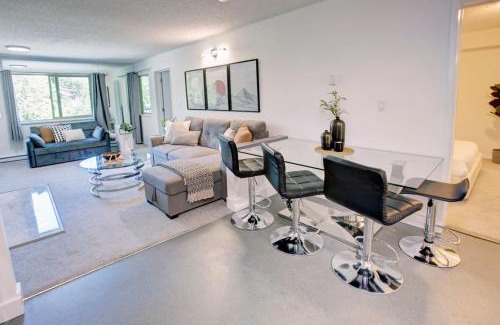 Whistler Creekside Casa | WhistlerCreekLodge 208