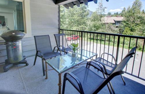 Whistler Creekside Casa | WhistlerCreekLodge 208