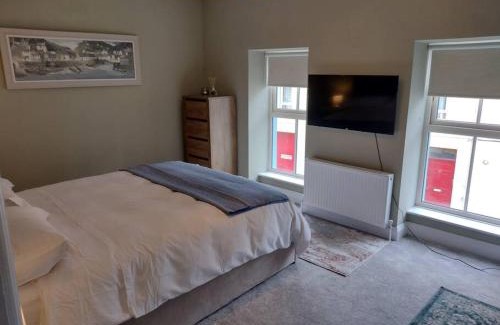 Sligo Apartamento | White Birds Townhouse in Sligo Town Center