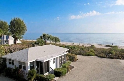 Sanibel Condominio | Beach View Cabaña dúplex de 1 dormitorio, 1 baño en la playa.