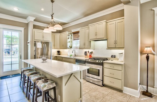 Sunnyside Casa | "White Caps Inn" Hermosa casa en Carillon Beach con piscina privada. Duerme 13.
