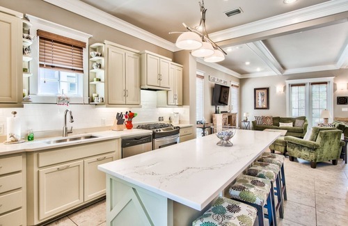 Sunnyside Casa | "White Caps Inn" Hermosa casa en Carillon Beach con piscina privada. Duerme 13.