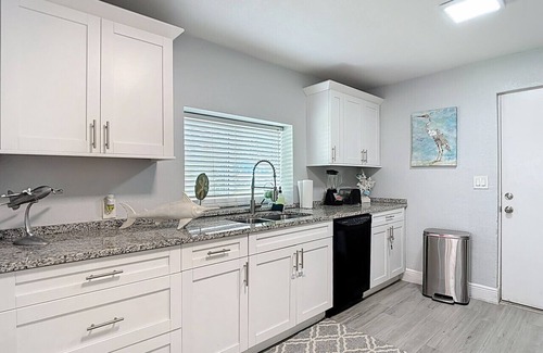 Temple Crest Casa | White Castle | 2 mi from Busch Gardens & Adventure Island