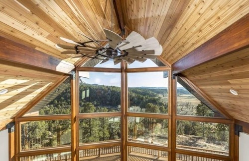 Orderville Cabina | Panoramic & Unobstructed Views, Hot Tub, Perfect for Zion & Bryce