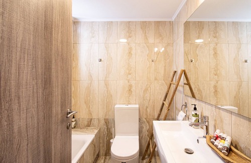 Aipeia Hotel | White Donkey Hotel