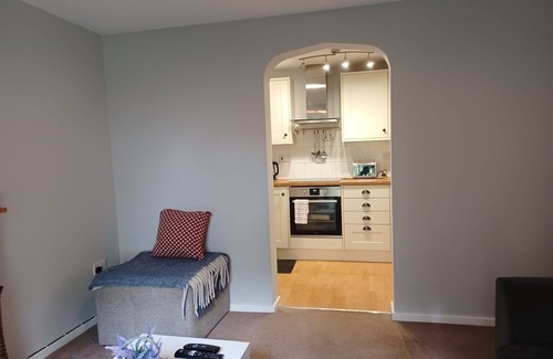 Dunstable Apartamento | White Door Malt-Huku Kwetu (Dunstable)