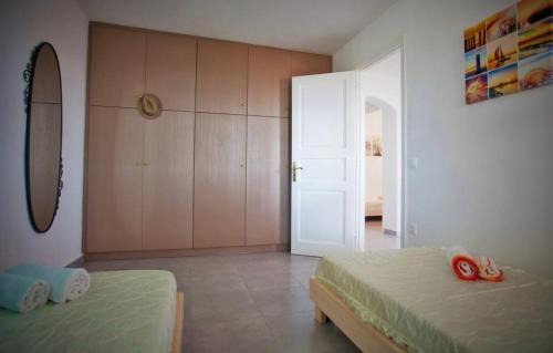 Plintri Apartamento | White dreams house