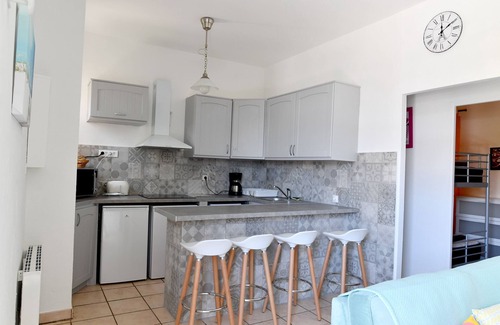 Arles Apartamento | La cría del rebaño BLANCO de toros y caballos Camargue