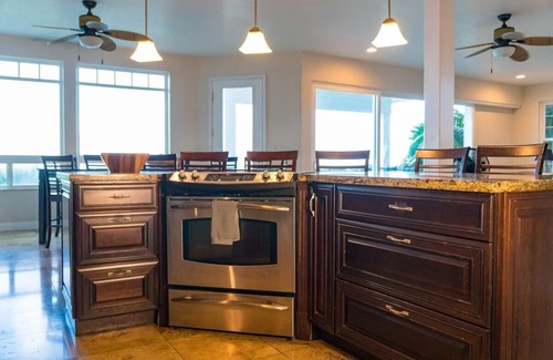 Laie Casa | White Hibiscus B -home on Laie Point, Beach access