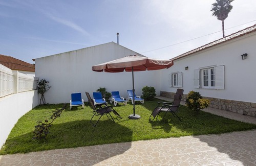 Mafra Chalet De Esquí | White House by ACasaDasCasas