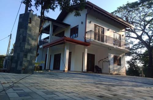 Maspotha Casa | White House Family Stay