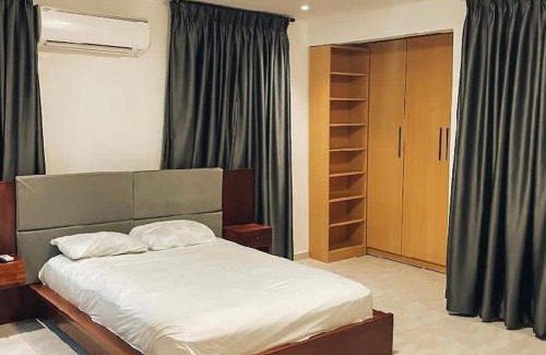 Madina Apartamento | White House