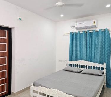 Kumbalam Casa | White House Homestay