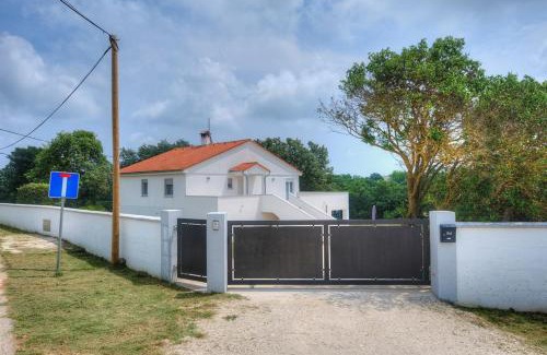 Valtura Apartamento | White house