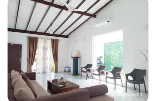 Ranala Casa | White house