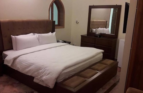 F-6 Sector Hotel | White House