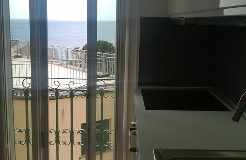 Sant'Ilario Apartamento | Casa Blanca - La Riviera en la ciudad - Mar, sol y cultura