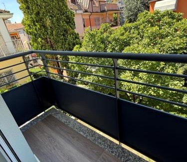 Milan Apartamento | White House Villa con posti auto Milano
