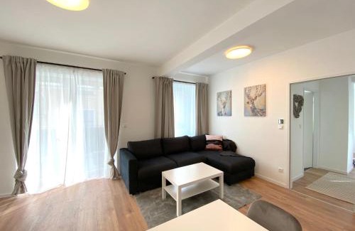 Muerzzuschlag Apartamento | White Inn - Ferienwohnung mit Terrasse