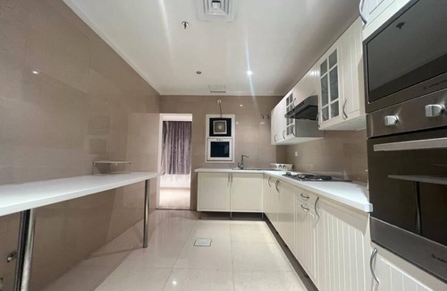 Mahboula Apartamento | White luxury Suite hotel