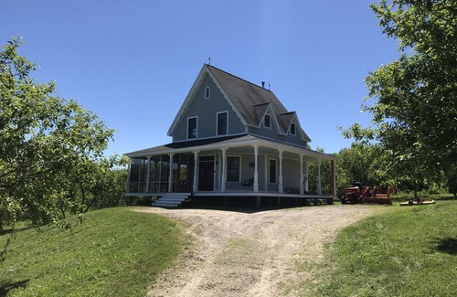 Campton Casa | White Mountain Orchard House