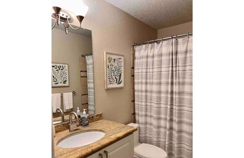 Sugar Land Apartamento | White Oak - Your Home Away From Home