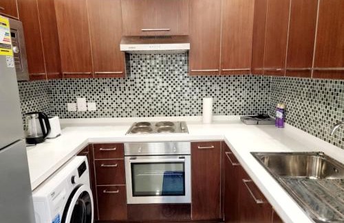 Manama Apartamento | White one bedroom studio Manama