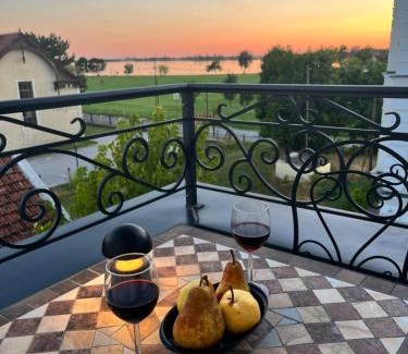 Palic Apartamento | White Palace