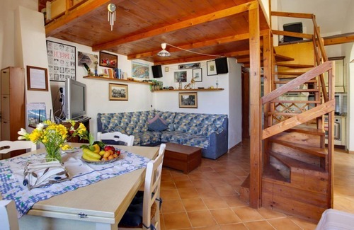 Castelluzzo Casa | White Pearl Holiday House, PRIVATE POOL, FREE WI-FI, all the conforts