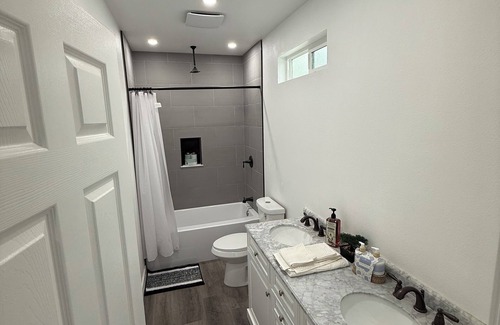 Compton Apartamento | White Pearl Studio
