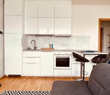 Holesovice Apartamento | White Pearl Studio with parking in Holešovice