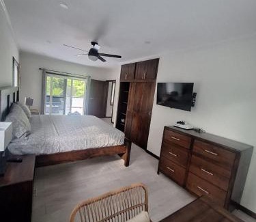 Caye Caulker Casa | White Rock Villa