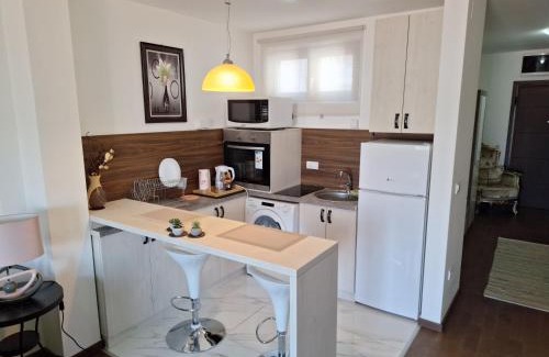 Vukov Spomenik Apartamento | White Sapphire