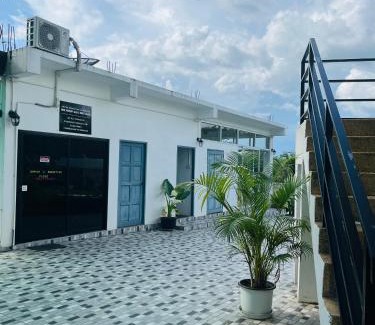 Nong Thale Hotel | White Seaview Residence