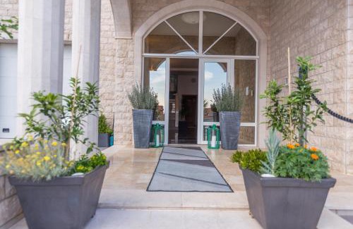 Promajna Cama Y Desayuno | White Stone Villa