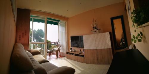 Sant Pol De Mar Apartamento | White Stones Beach In Sant Pol de Mar