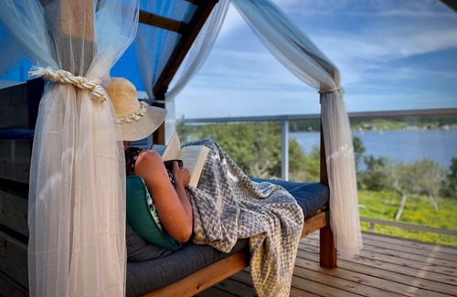 Lower LaHave Casa | Whitecaps Cabana for Couples