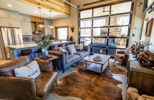 Sewanee Casa | Whitetail Creek Lodge Close to Campus