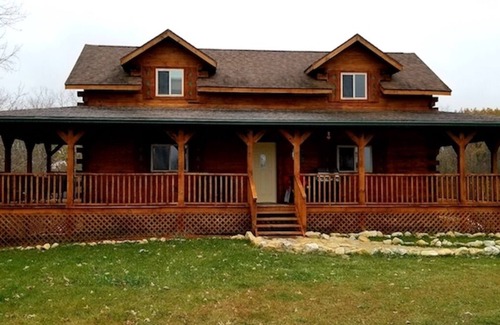 Waterville Cabina | Whitetail Ridge Log Cabin w/ Hot Tub Jacuzzi