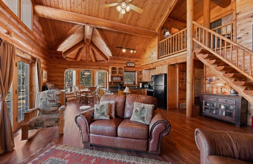 Custer Cabina | Absolutamente tranquilo Black Hills Log Home en 17 acres