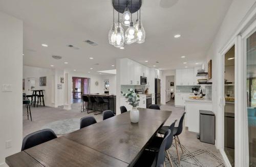 Canyon Lake Casa | Whitewater River House - Game Room, Firepit, Walking distance to Whitewater Amphitheater!