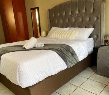 Emalahleni Casa | Whizzy Lifestyle Lodge