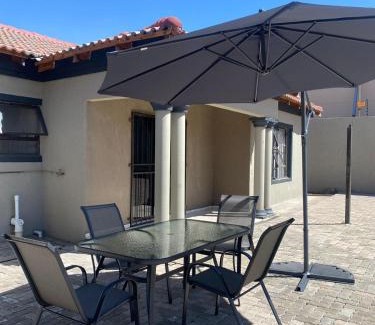 Emalahleni Casa | Whizzy Lifestyle Lodge